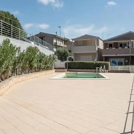 Apartment Casa Ado 1 *